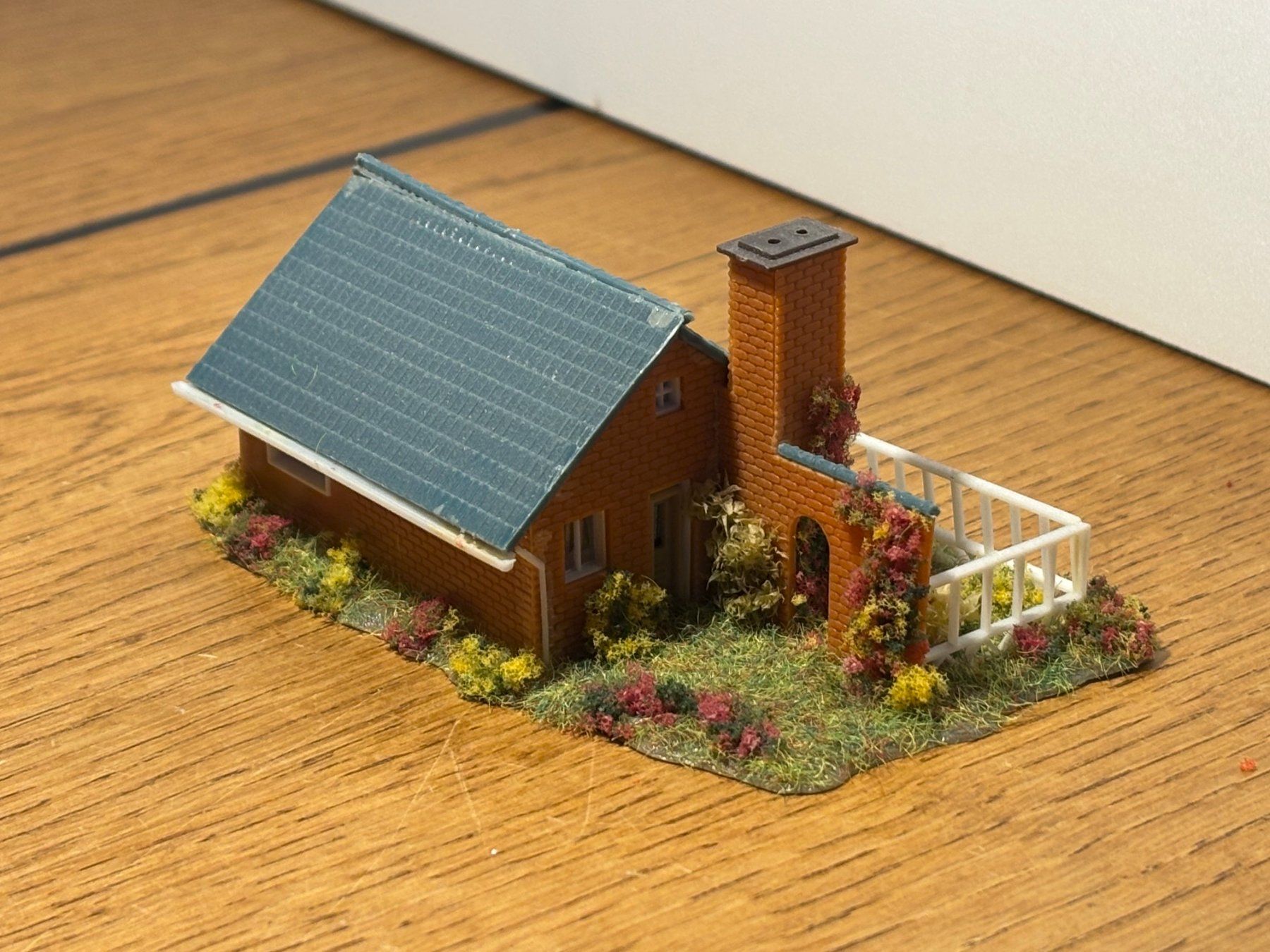 Modellini di ferrovie: L1910: Einfamilienhaus (Spur N) – Usato da Birsfelden venduto da Birs_25