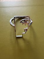 Aussergewöhnlicher Ring mit Gesicht