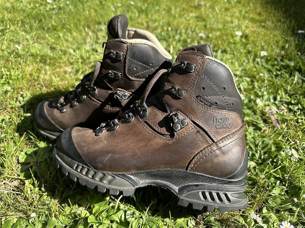 Scarpe da donna: Wanderschuhe Damen Hanwag Gr. 37 – Usato da Basel venduto da Mjenal 1