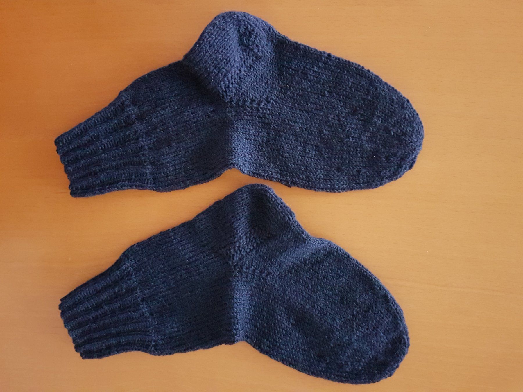 Calze: handgestrickte Socken Gr. 37 – Nuovo (secondo la descrizione) da Ursenbach venduto da gruenblau