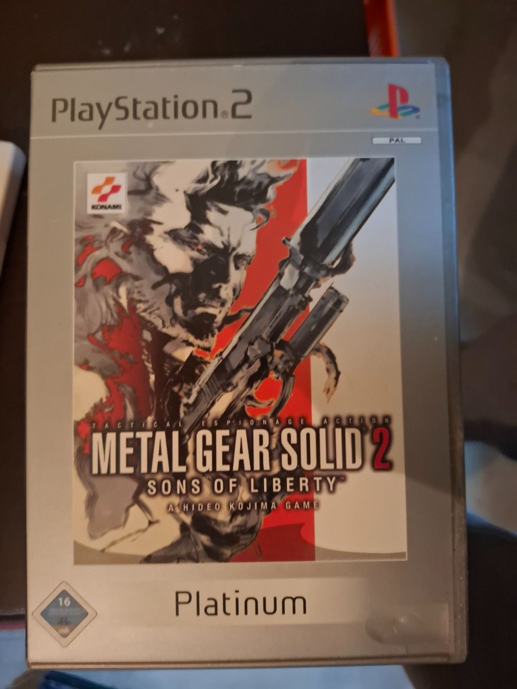 Jeux: PlayStation 2: Metal Gear Solid 2 Platinum Edition PAL – D'occasion à Münchenbuchsee par Twertor