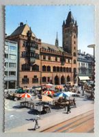 Basel - Rathaus mit Marktplatz