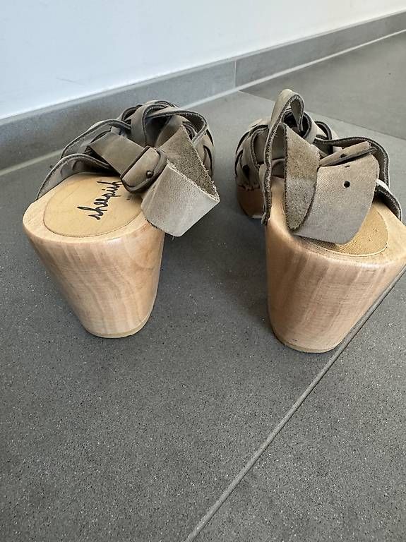 Chaussures femmes: Sandalen holzclogs – D'occasion à Zürich par mic_key 4