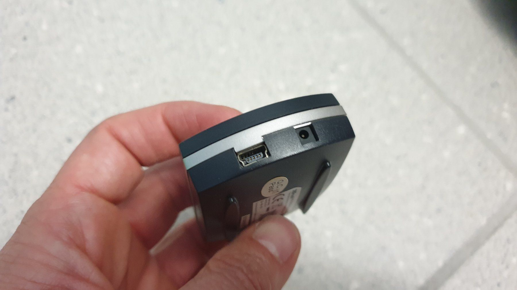Hubs & Switches: Trust HU-1240Tp 4 Port USB Hub – D'occasion à Stäfa par Supertramp73 4