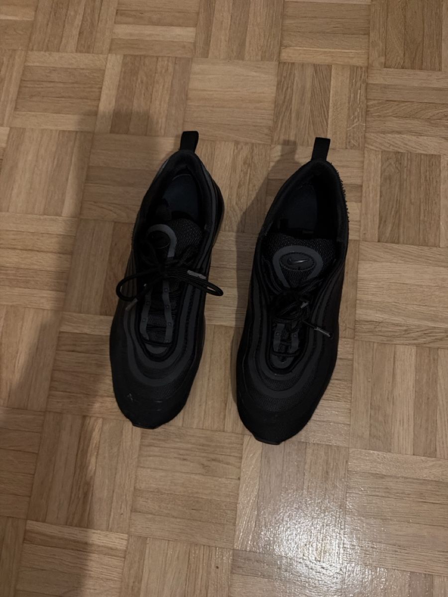 Nike Scarpe da uomo: Chaussures Nike Air Max 97 – Usato da Châtelaine venduto da Diogo.138 1