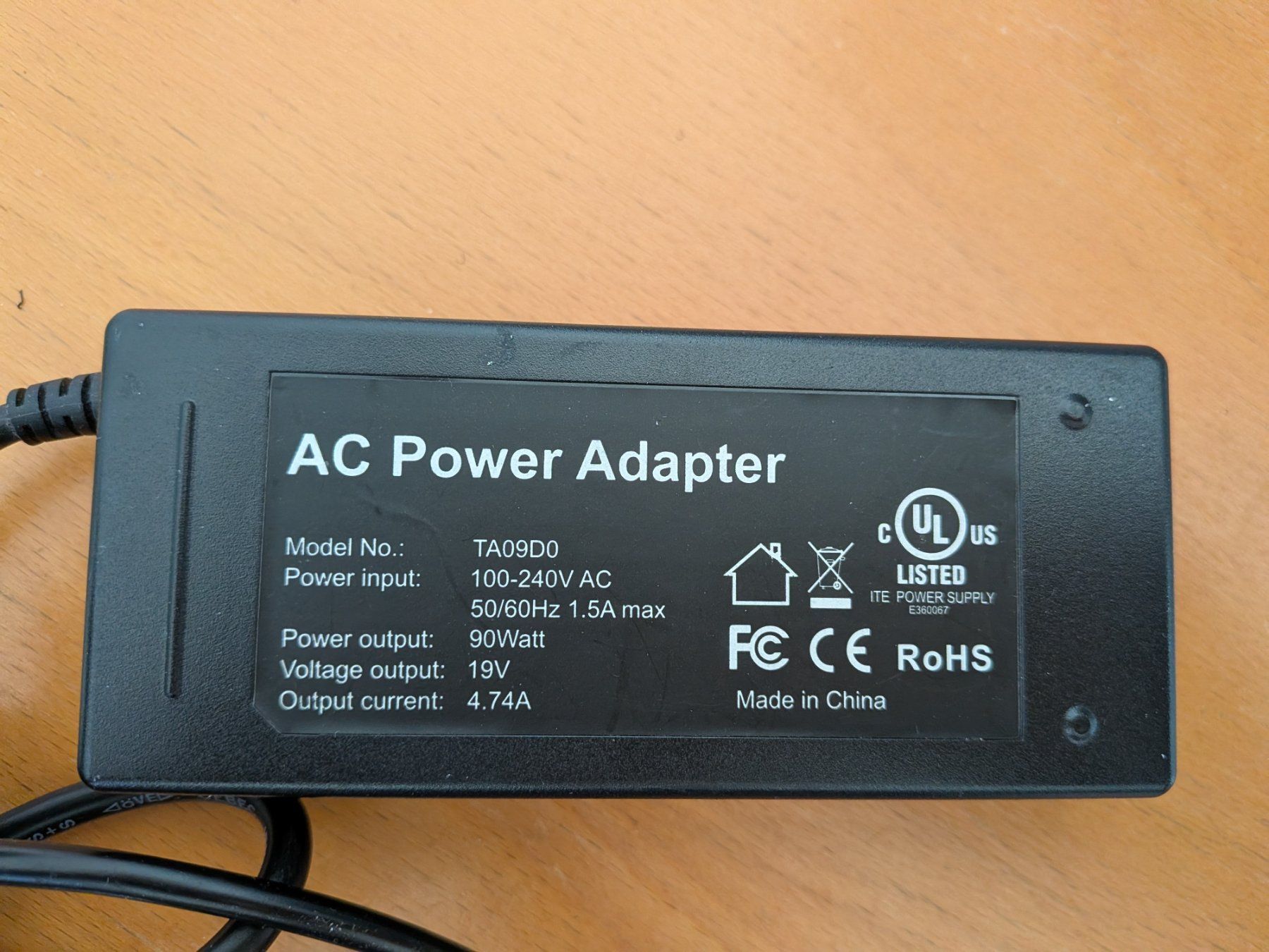 Caricabatterie: Chargeur multiple 7 ports SKIVA AC121 – Usato da LAUSANNE venduto da Fabir 3