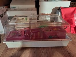 Hamsterkäfig mit Zubehör - Ideal für den Start!