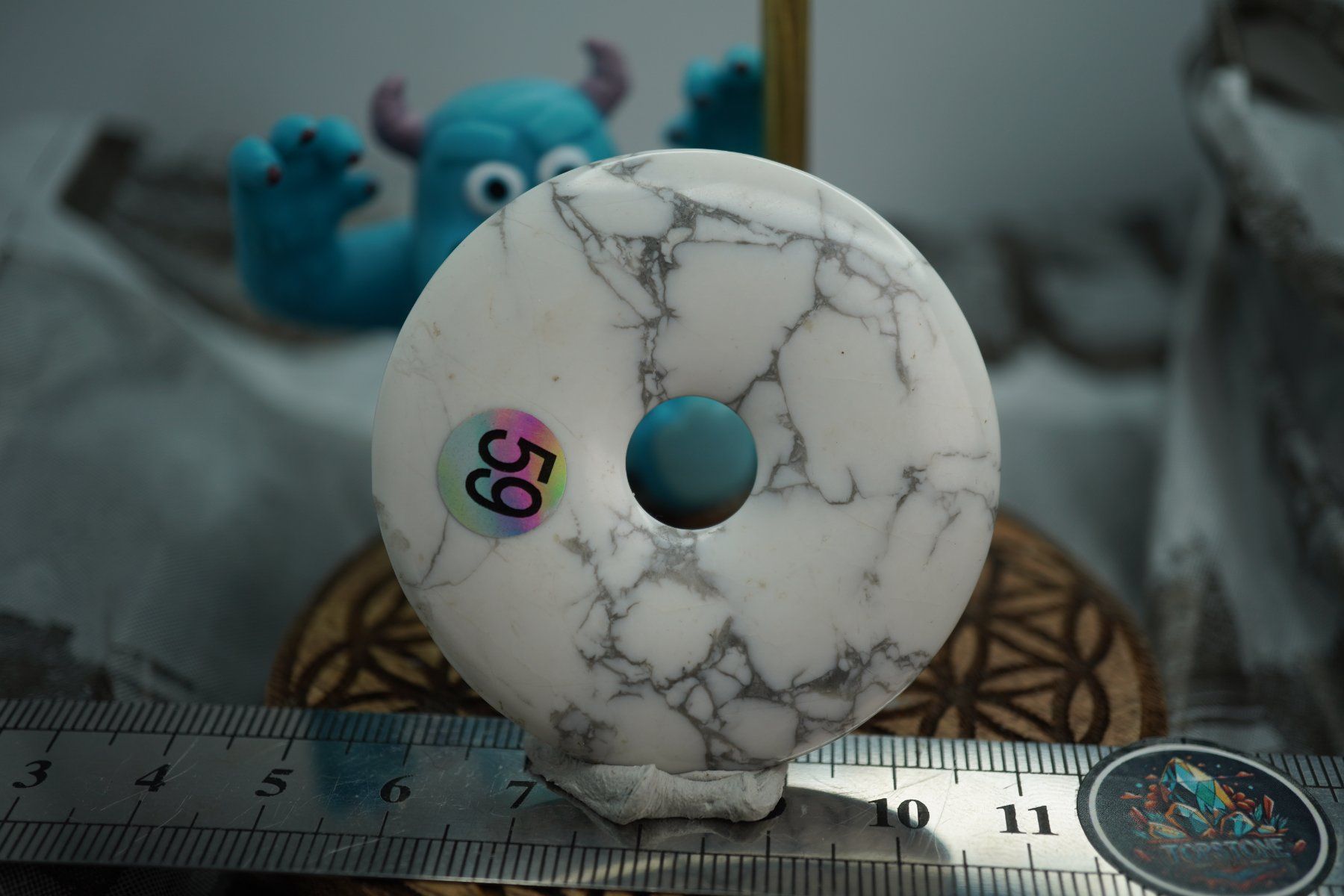 Minerali & Pietre curative: Howlith   Pi Scheibe  ca 50mm   ab  1.-     Räumung – Nuovo e nell'imballaggio originale da Eschenbach SG venduto da topstone 2
