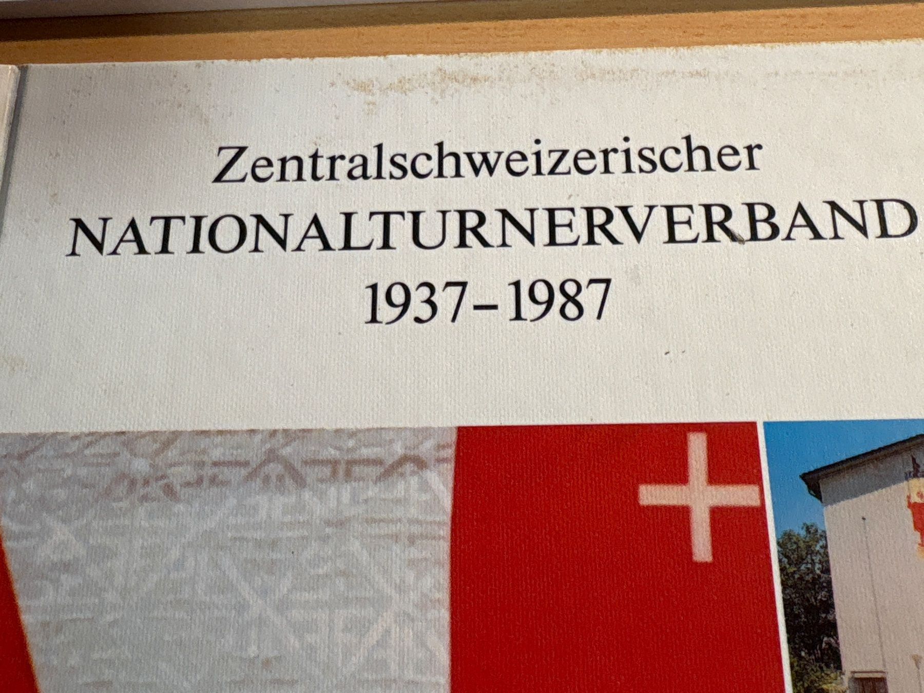 Libri: Zentralschweizerischer Nationalturnerverband, 1937-1987 – Usato da Ibach venduto da lisch3 1