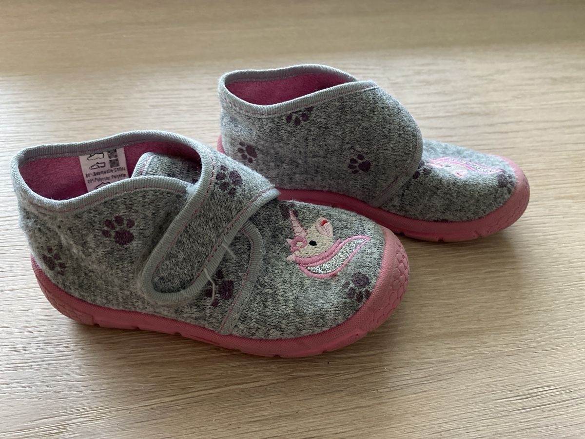 Scarpe per ragazze: Finken für Mädchen - Gr. 26 – Usato da Hergiswil NW venduto da mar_js5v 1