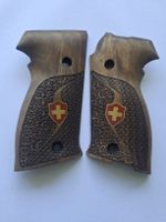 Nussbaum Griffschalen für die Sig P220 