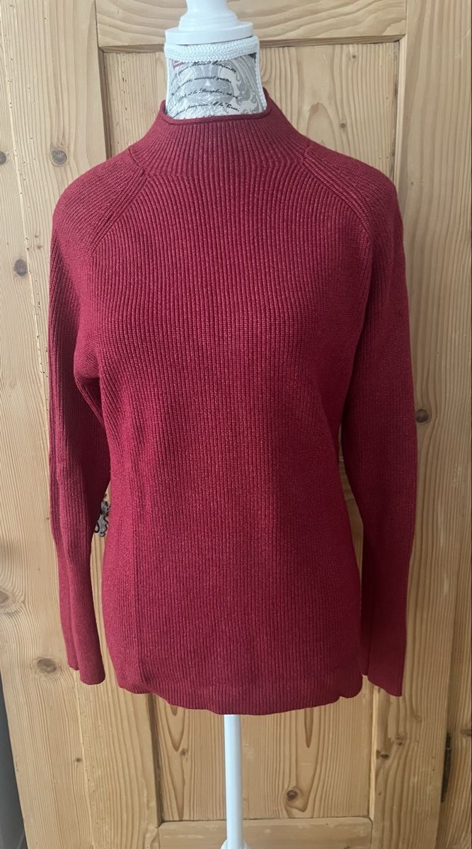Pullover & Sweatshirts: Damen Pullover Himbeer-Rot gerippt Grösse S – Gebraucht aus Herisau von mikeho2000