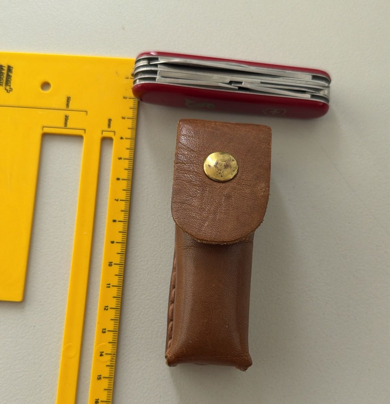 Victorinox Couteaux de poche: VICTORINOX SACKMESSER MIT ETUI – D'occasion à Zürich par Frei-Occasionen 5