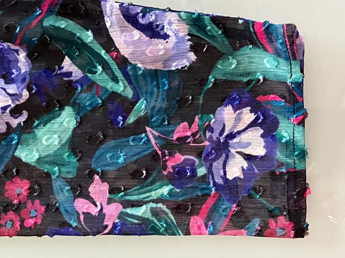 Pull&Bear Top: Top asymétrique fleuri Pull&Bear taille L jamais porté – Nuovo e nell'imballaggio originale da Vuadens venduto da Nina11 4