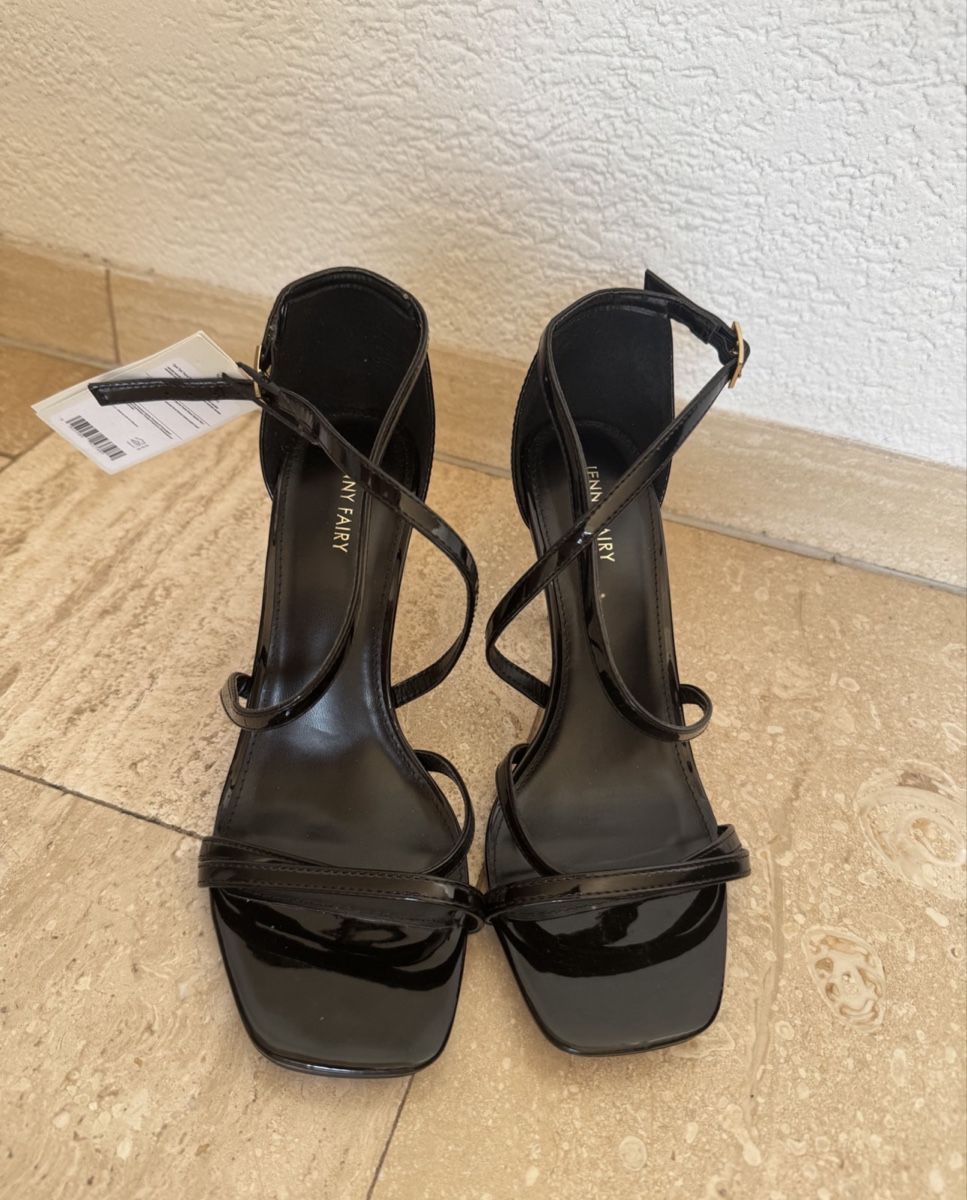 Scarpe da donna: Schwarze high heels – Nuovo e nell'imballaggio originale da Spreitenbach venduto da mar_7f8c 1