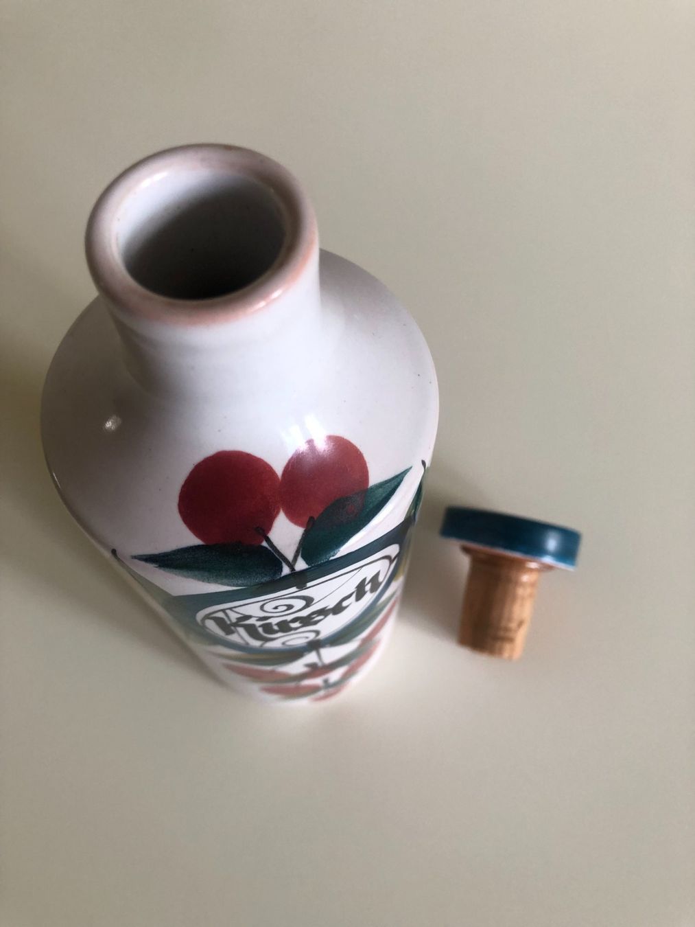 Autres: Kirschflasche aus Keramik – D'occasion à Bassersdorf par sammelfloh 2