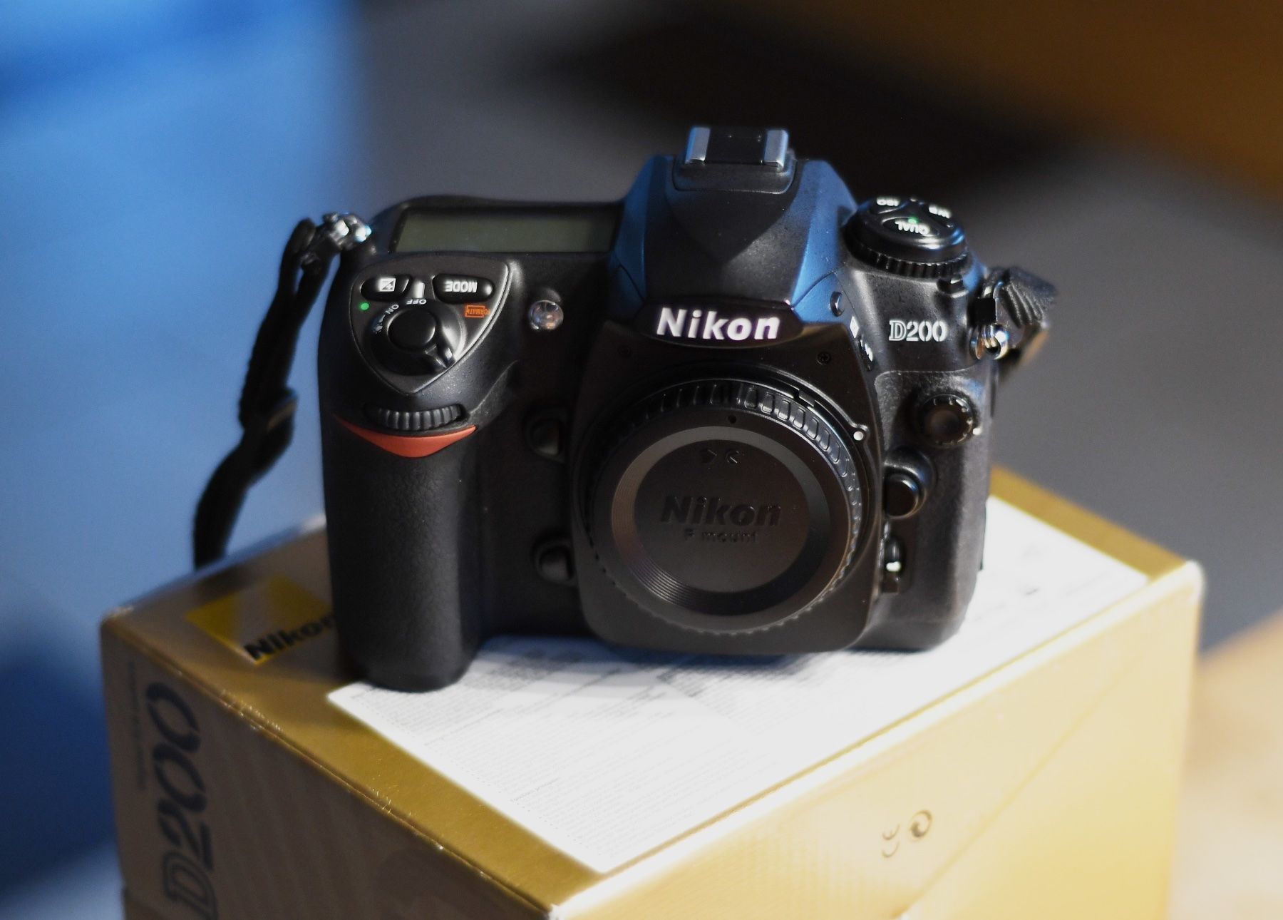 Nikon Appareil photo: Nikon D200 – D'occasion à Bevaix par Aschnei1
