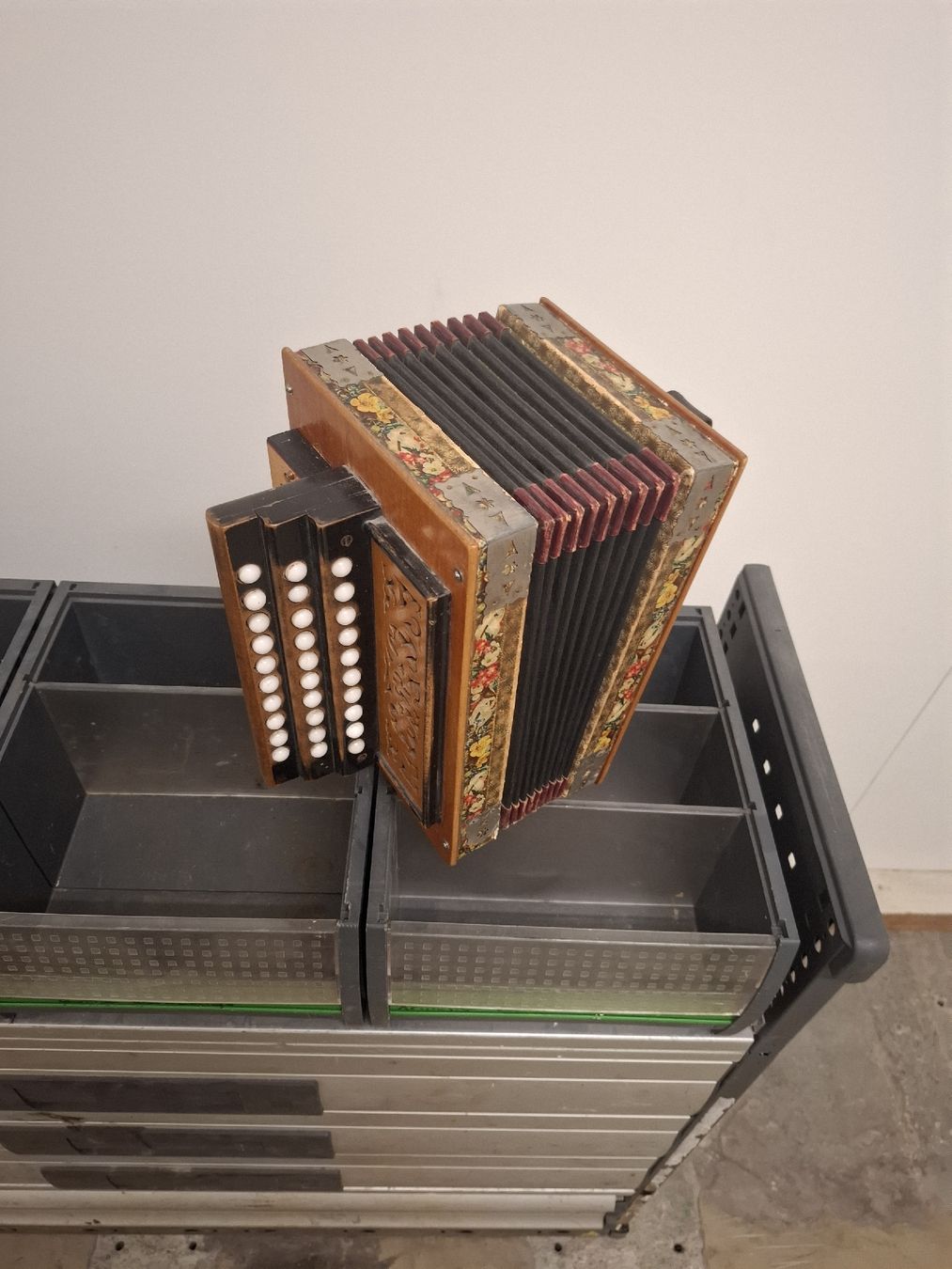 Musikinstrumente: schwyzerorgeli Ballmoss – Gebraucht aus Villeneuve von BibiVintage 5