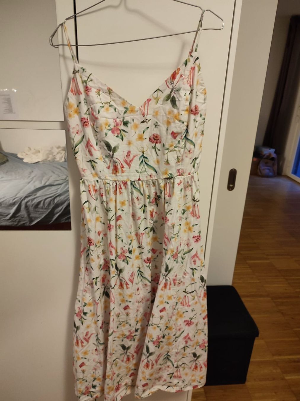 Kleider: Blumenkleid – Gebraucht aus Zürich von kat_jbk6