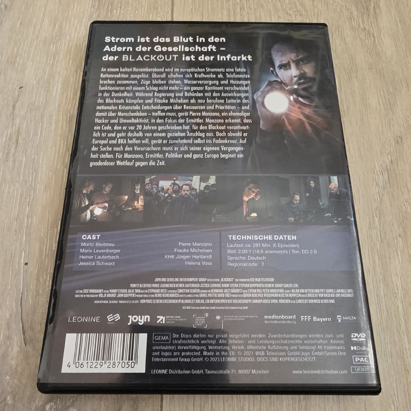 Tutti i DVDs: Blackout serie DVD Staffel 1 2 Discs  – Usato da Wigoltingen venduto da Zuckerfee84 1