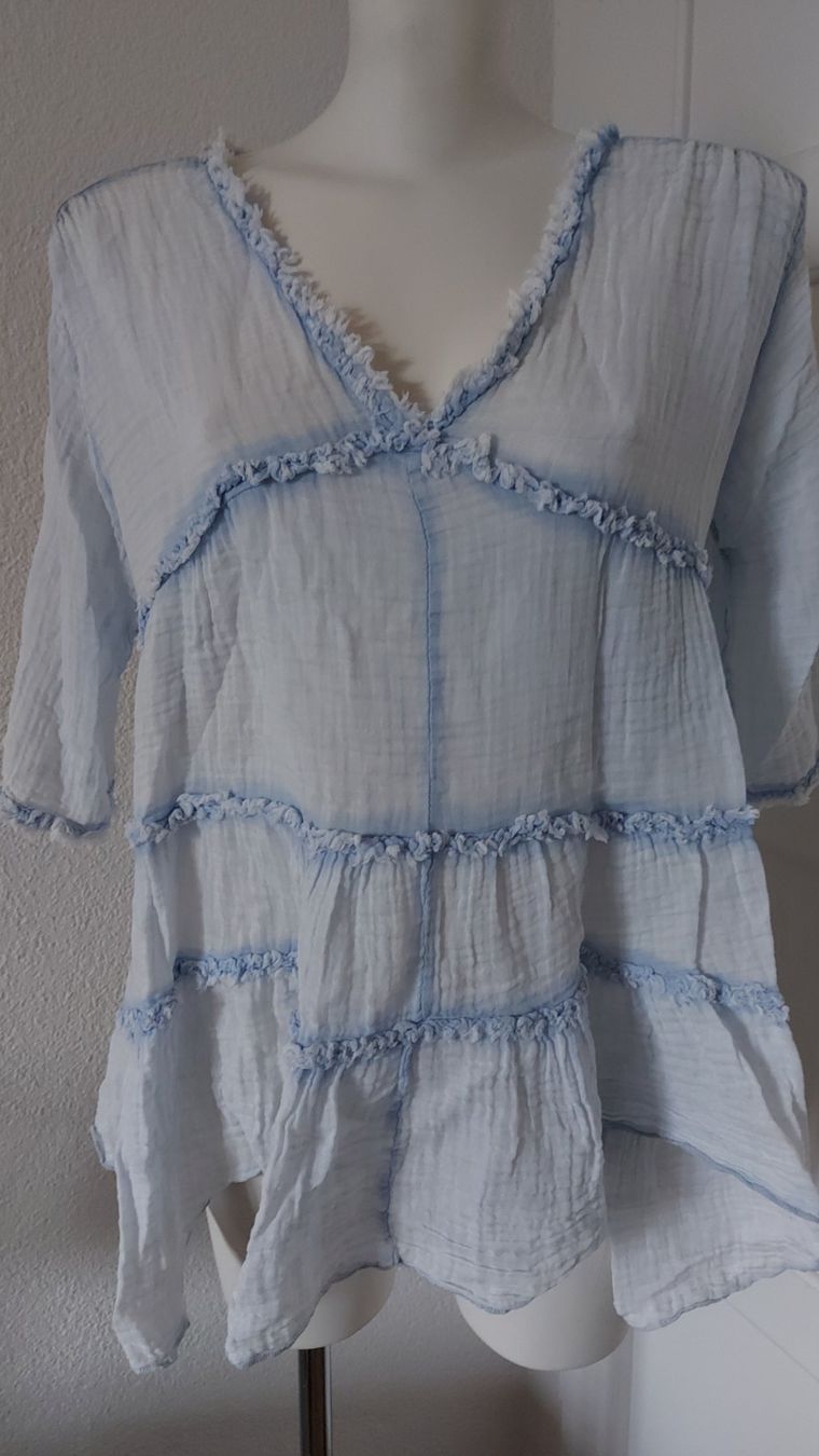 Blusen: Wunderschöne Bluse Made in Italy One Size – Neu (gemäss Beschreibung) aus Zofingen von MasterPCI