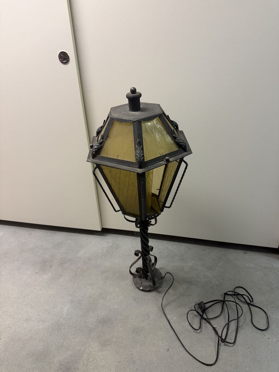 Lampen: Antike Lampe – Gebraucht aus Grabs von Maci80