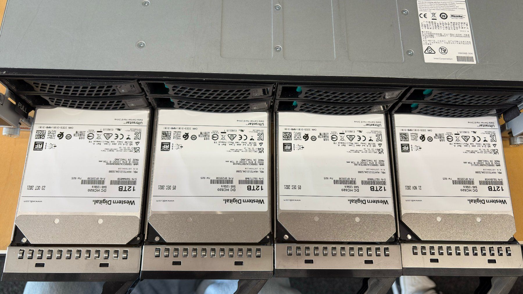 Intel Server: Intel Rackserver Xeon E5 v4, 128GB RAM (1/3) – Gebraucht aus Volketswil von appmac67 1