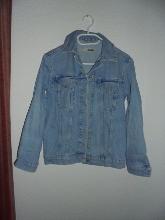 JEANSJACKE VON TOPSHOP GR. 32