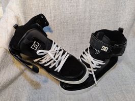 DC SHOECO USA ROYAL Black Leather Sneaker US 12 / EUR 45.5