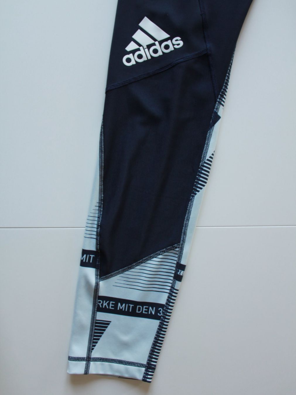 Adidas Calze & Collant: Adidas legging de sport t.164 – Usato da Peseux venduto da Gilloss 5