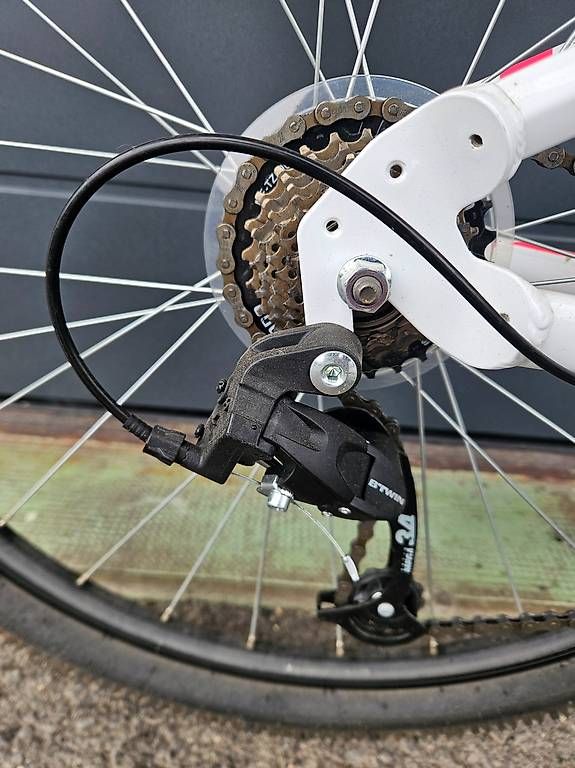 Biciclette: VTT Rochrider taille S roues 27.5 – Usato da Bouveret venduto da car_6r9c 2