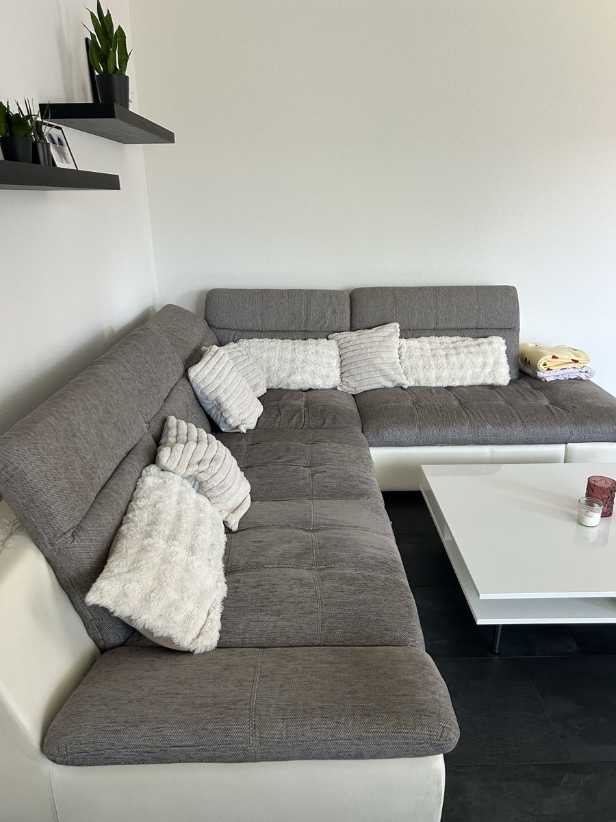 Sofas: Ecksofa grau – D'occasion à Wiedlisbach par and_6g8d 1