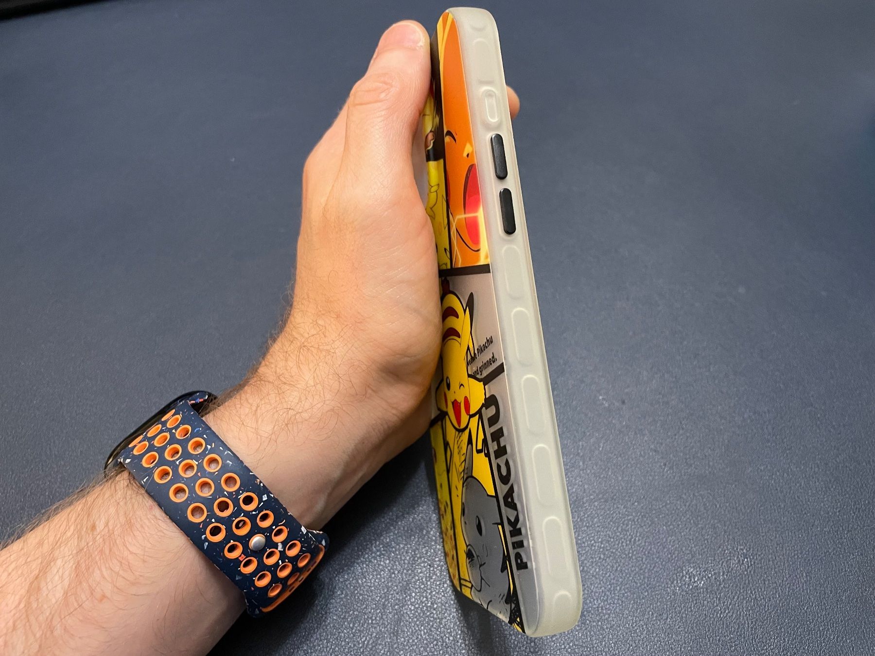 Apple Cover & Protezioni schermo: Coque Pokémon Pikachu pour iPhone 15 Pro Max – Nuovo (secondo la descrizione) da Lausanne venduto da oenix 2