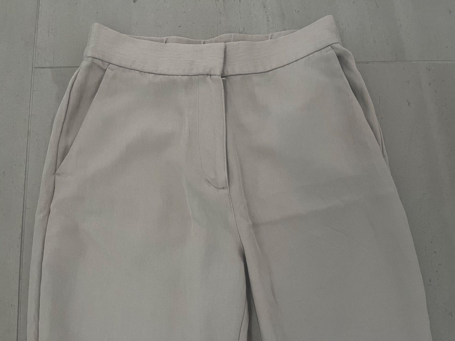 H&M Pantaloni: Sommerhose, Gr. 36, wie neu – Nuovo (secondo la descrizione) da Luzern venduto da Sono2 1