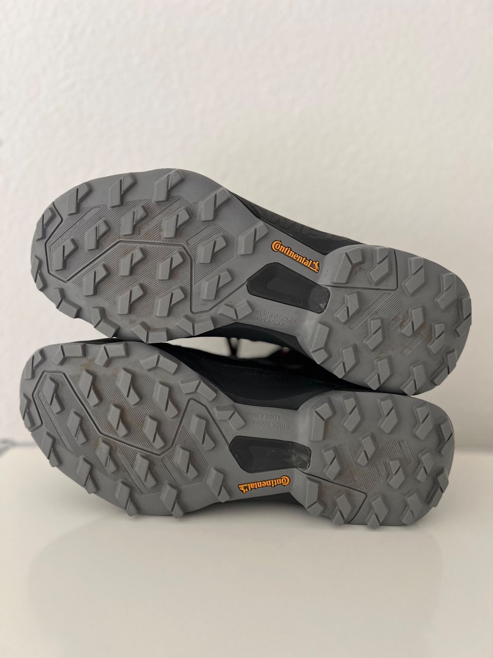 Adidas Scarpe da uomo: Wander-/Freizeit-Schuh, Adidas TERREX Skychaser XT Mid GTX – Usato da zürich venduto da mm-swiss 1