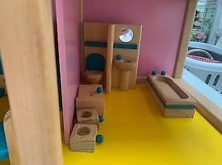 Puppenhäuser & -möbel: Puppenhaus – Gebraucht aus Lausen von han_bvd9 3