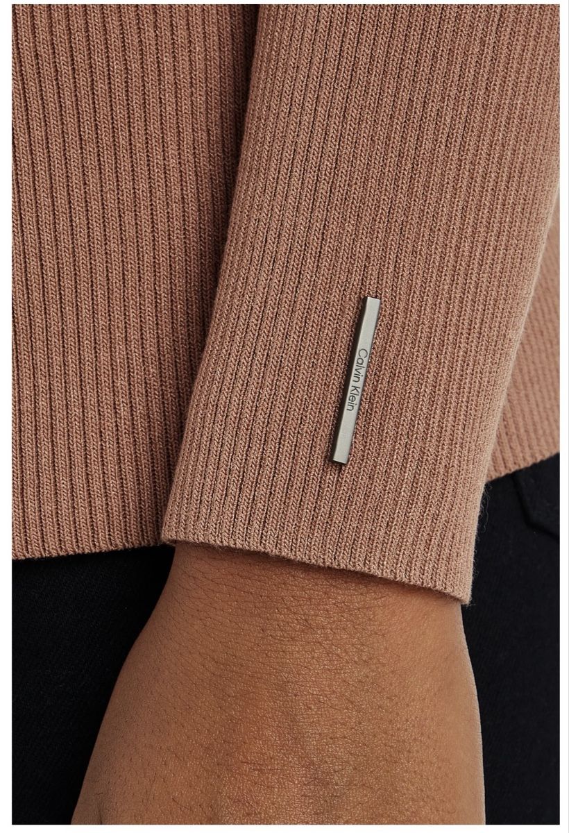 Calvin Klein Pulls & Sweat-shirts: Calvin Klein jamper  – D'occasion à Zürich par agi_j875 5