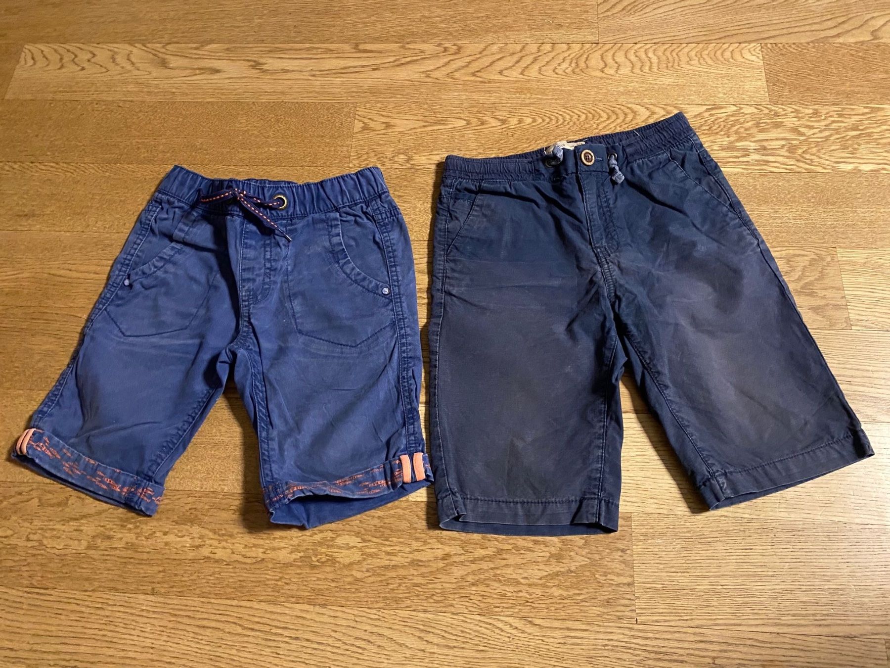 Lotti & Set di vestiti: Jungs Kleiderpaket 110 und 116 – Usato da Hünenberg venduto da Robe0 1