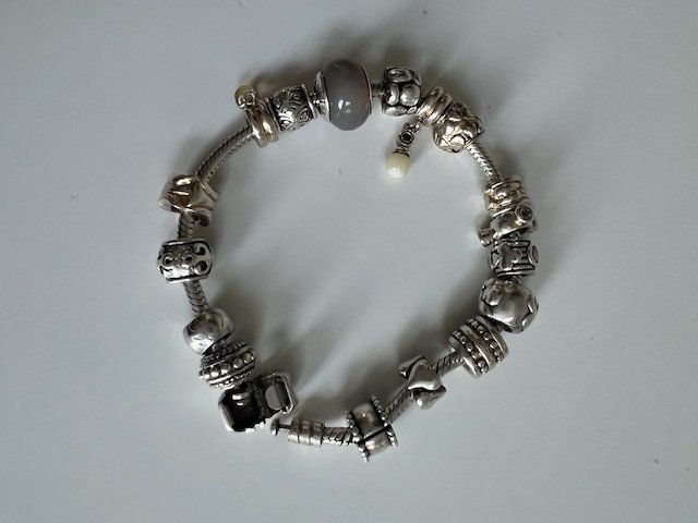 Armbänder & -reifen: Armband mit div. Anhänger, Neu! – Neu (gemäss Beschreibung) aus Walenstadt von ricamul 8