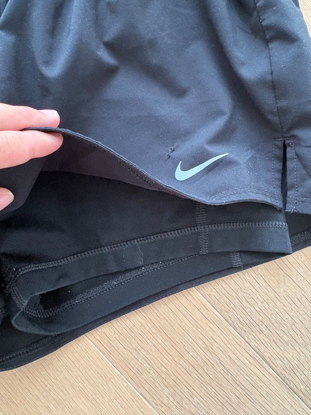 Nike Pantalons: Nike shorts damen gr. s – D'occasion à Meggen par K.Rigert 1