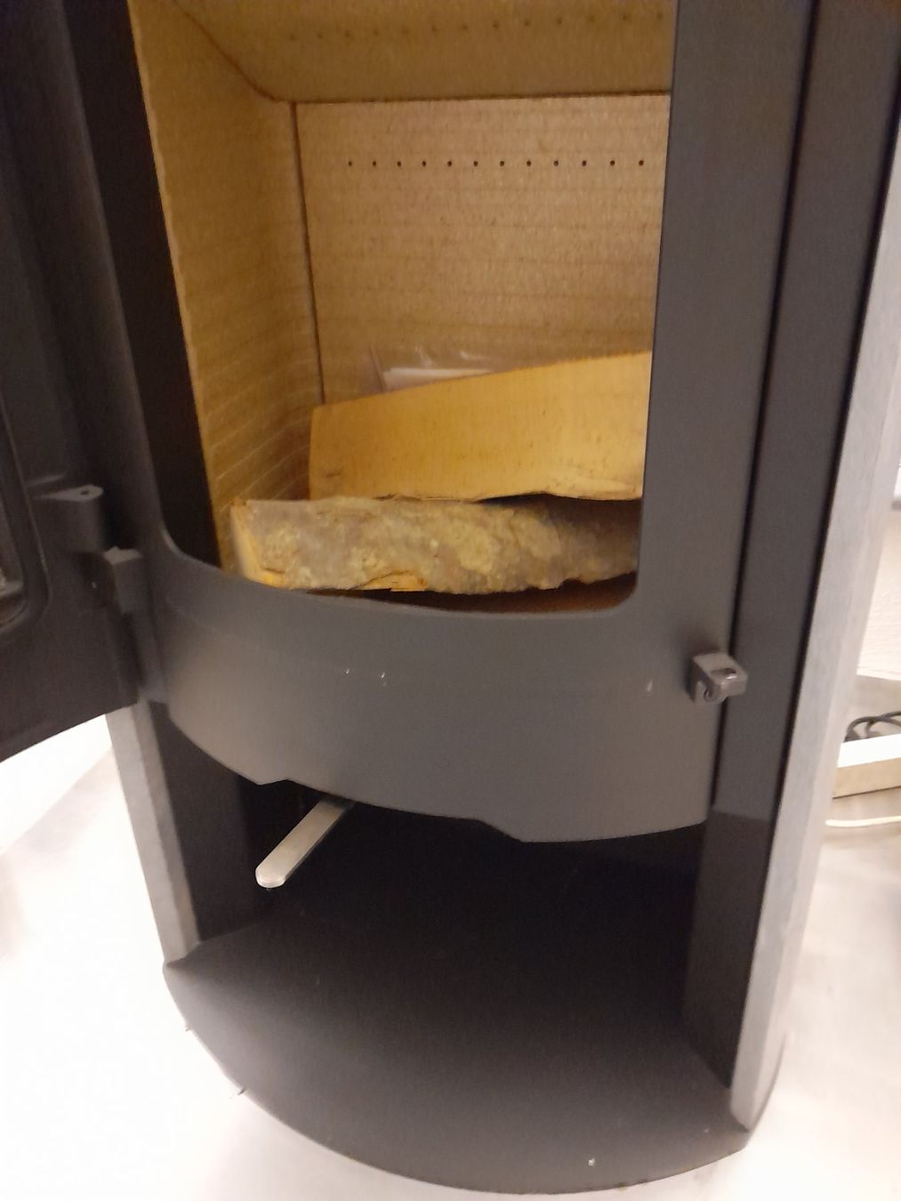 Stufe caminetto: Cheminée Ofen Attika Polero – Nuovo (secondo la descrizione) da Zürich venduto da stove56 2
