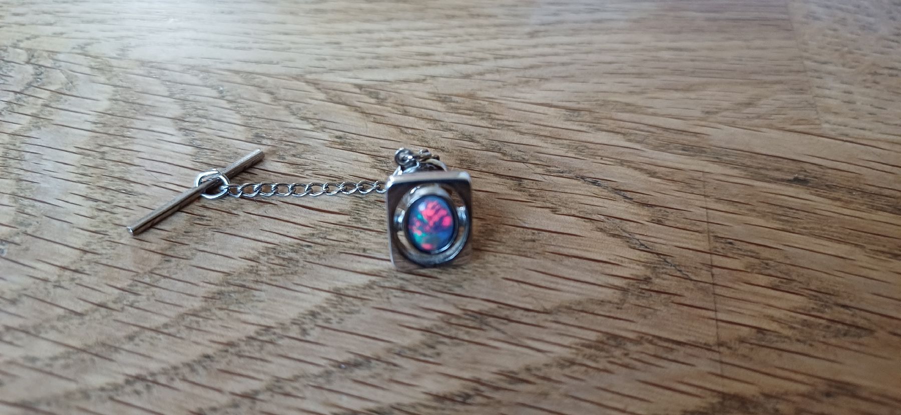 Spille & Fermagli: vermutlich Gravatennadel mit Opal – Usato da Flawil venduto da Pinkmalibu 1