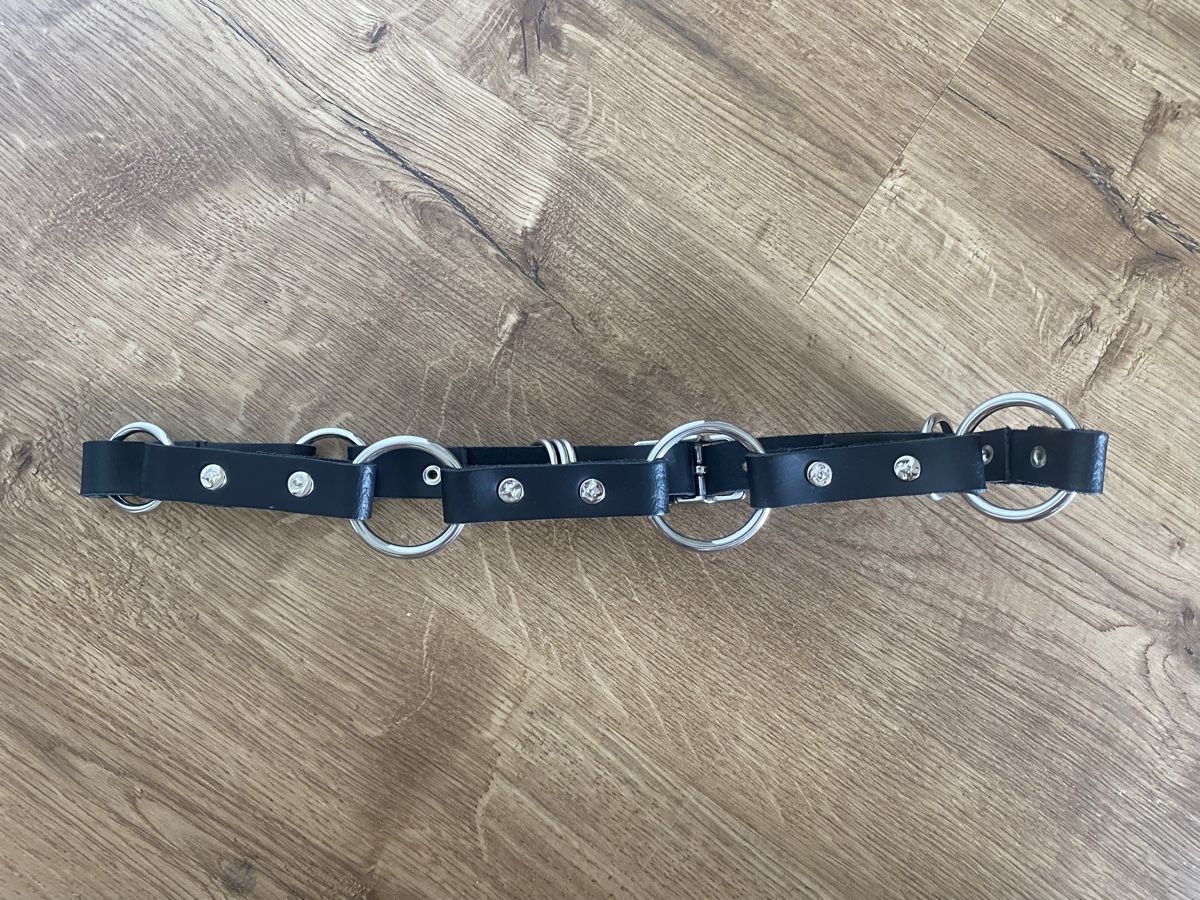 Cinture: Chunky O-Ring Gürtel 90s Grunge Style – Usato da Winterthur venduto da chiaroscuro27