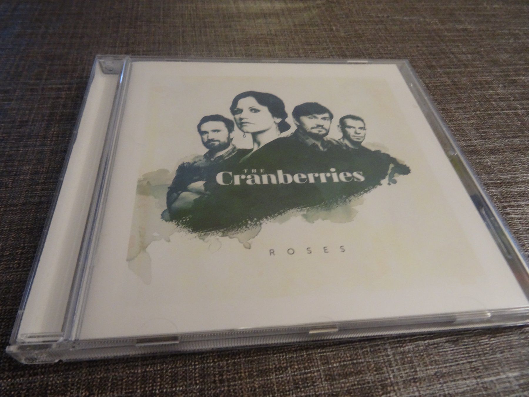 CD: The Cranberries - Roses CD Album – Usato da Olten venduto da Disc-Ausverkauf
