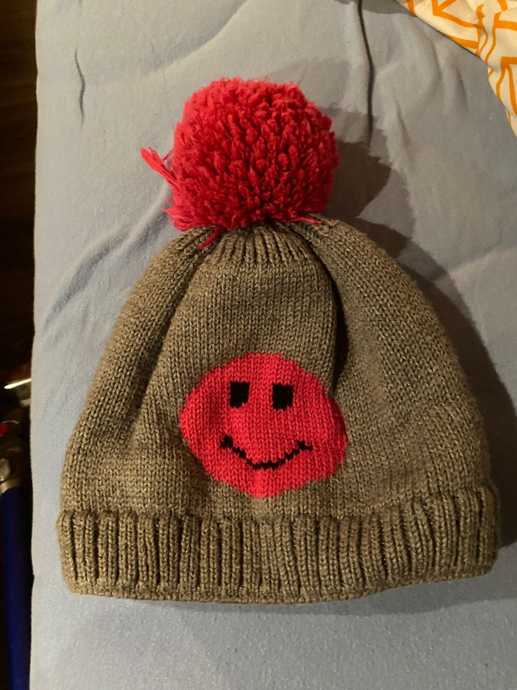 Altro abbigliamento per bambina: Bonnet fille 8-10 ans – Usato da Chermignon-Bas venduto da mioumiou35