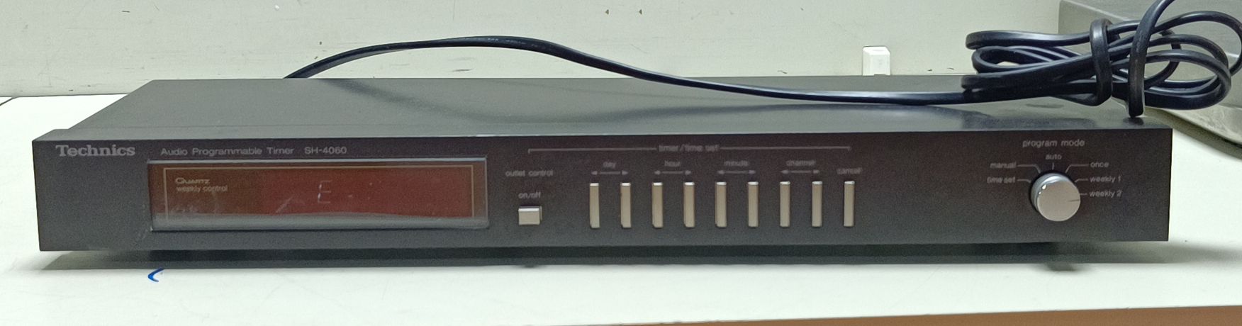 Technics Egaliseurs: Technics SH-4060  Audio Programable Timer(em39) – D'occasion à Künten par Schnaepplihuus
