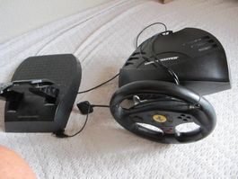 Ferrari Thrustmaster Lenkrad mit Pedalen