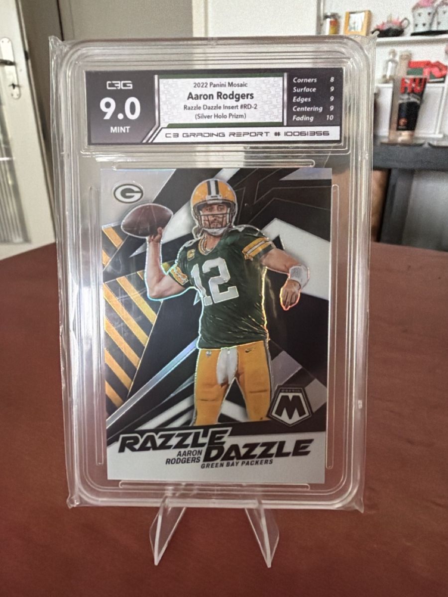 NFL Cartes à collectionner: NFL - Aaron Rodgers - Razzle Dazzle Insert - C3G9!! – D'occasion à Bern par sam_25hm