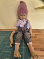 Annette Himstedt Puppe, 74cm, ein Arm defekt