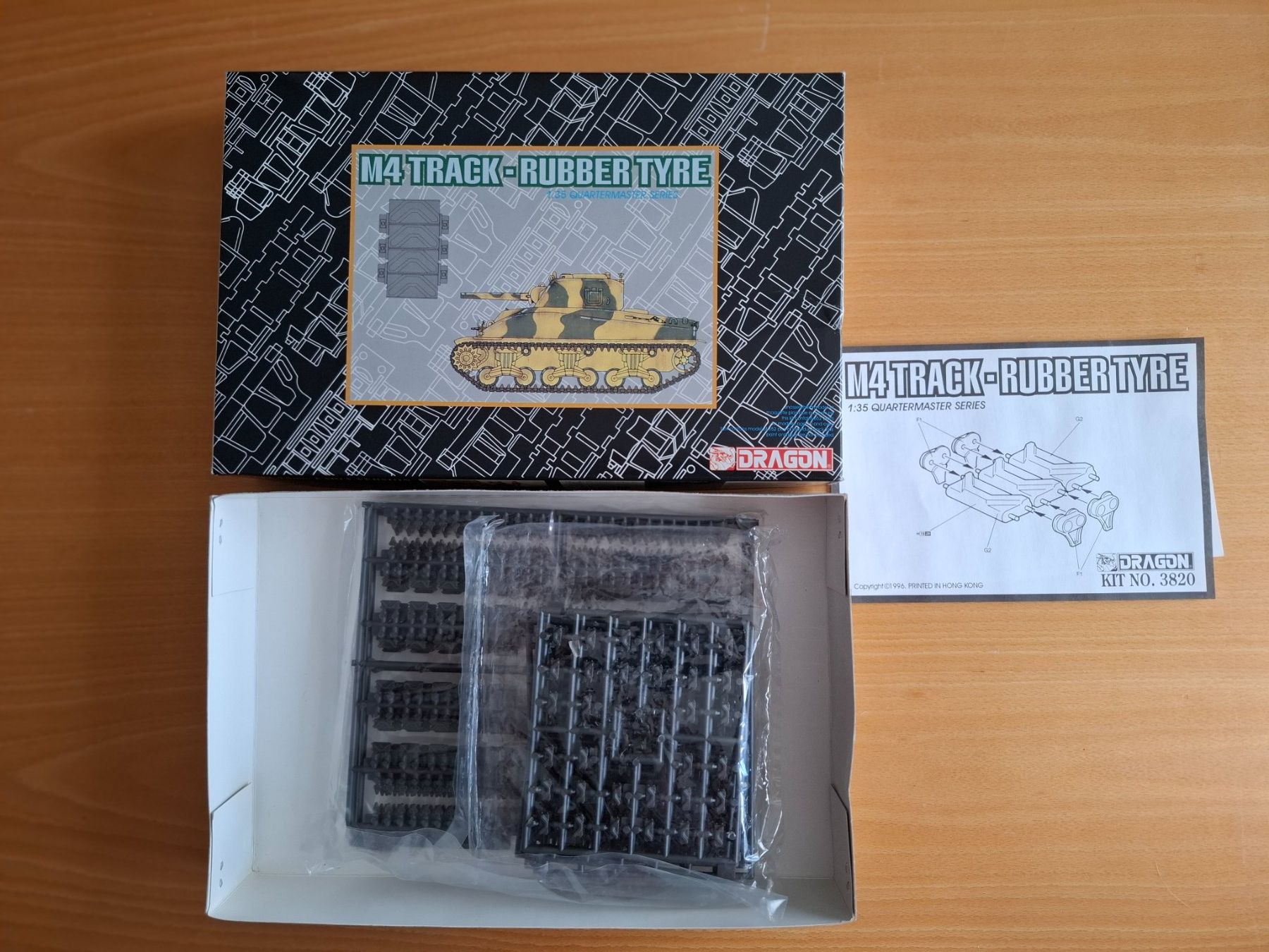 Kit di modellismo & Modellini statici: Dragon 1/35 M4 Track - Rubber Tyre – Nuovo e nell'imballaggio originale da Diepoldsau venduto da beeteutel 1